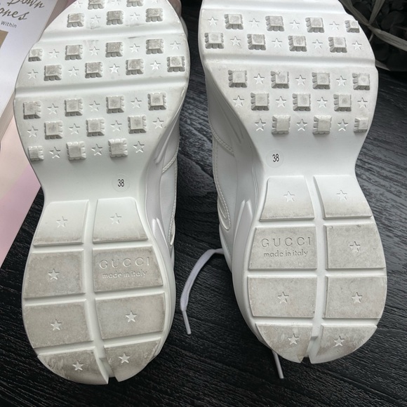 Gucci Cat Eyes Rython Size 38
-worn once and in perfect condition - Picture 6 of 6